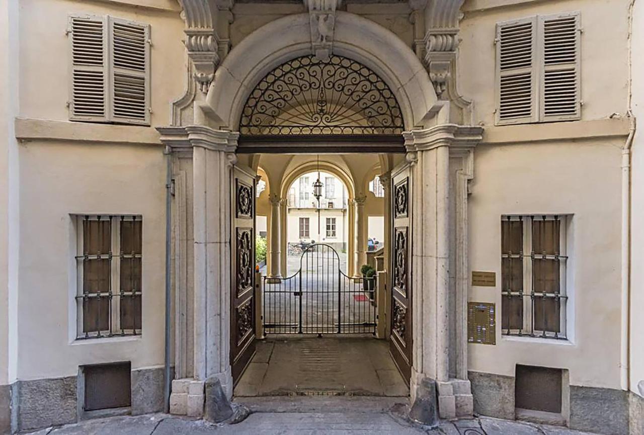 Tourinturin Appartamento In Torino Centro Exterior foto